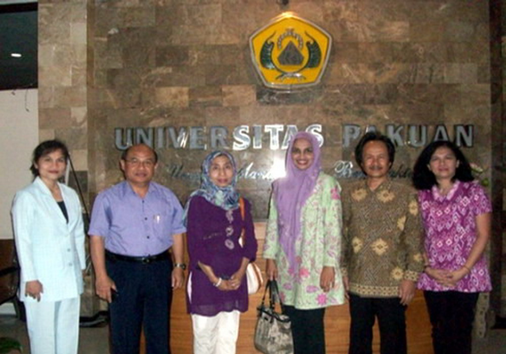 Minutes Meeting at Pakuan University